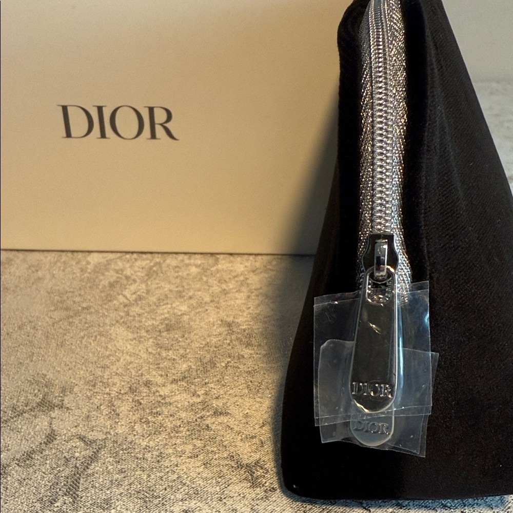 Dior Black Velvet Logo Cosmetic Pouch - Picture 3 of 7